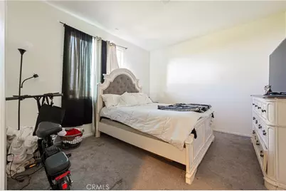 5240 Beachfront Cove #89, San Diego, CA 92154 - Photo 4