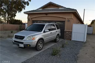 221 W 10th St, Perris, CA 92570 - Photo 52