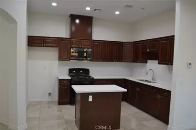 221 W 10th Street, Perris, CA 92570 - Photo 14