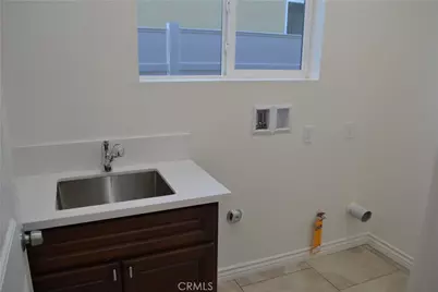 221 W 10th Street, Perris, CA 92570 - Photo 28