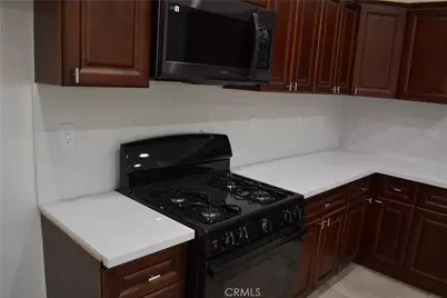 221 W 10th Street, Perris, CA 92570 - Photo 30