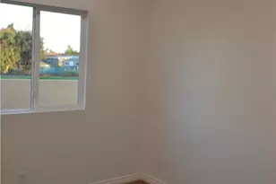 221 W 10th St, Perris, CA 92570 - Photo 20