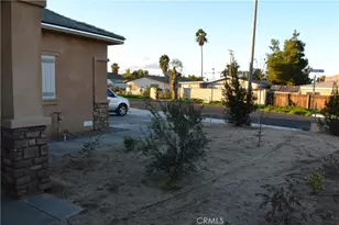 221 W 10th St, Perris, CA 92570 - Photo 6