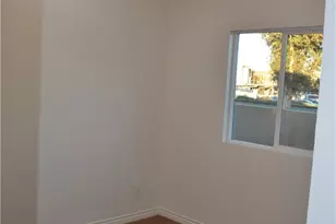 221 W 10th St, Perris, CA 92570 - Photo 18