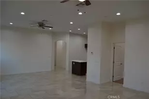 221 W 10th St, Perris, CA 92570 - Photo 12