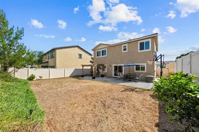 24212 Bay Laurel Avenue, Murrieta, CA 92562 - Photo 32