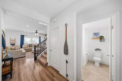 24212 Bay Laurel Avenue, Murrieta, CA 92562 - Photo 4