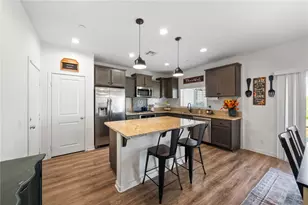 24212 Bay Laurel Ave, Murrieta, CA 92562 - Photo 6