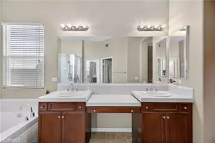 30075 Mickelson Way, Murrieta, CA 92563 - Photo 32