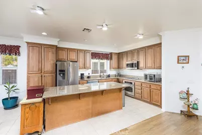 35591 Denver, Winchester, CA 92596 - Photo 8