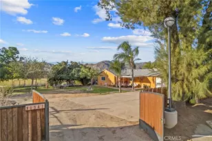 30341 11th, Nuevo, CA 92567 - Photo 2