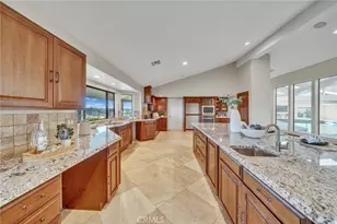 42253 Via Nortada, Temecula, CA 92590 - Photo 12
