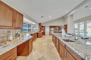 42253 Via Nortada, Temecula, CA 92590 - Photo 14
