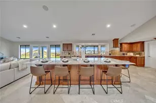 42253 Via Nortada, Temecula, CA 92590 - Photo 2