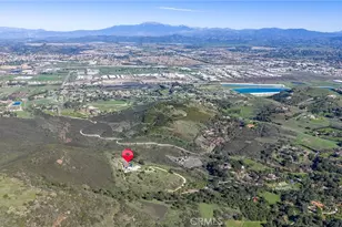 42253 Via Nortada, Temecula, CA 92590 - Photo 68