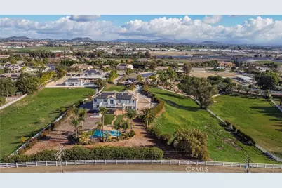 25737 Bay Meadows, Murrieta, CA 92562 - Photo 64