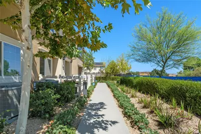 28460 Songbird #2103, Murrieta, CA 92563 - Photo 4