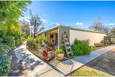 614 Gibbel Road, Hemet, CA 92543 - Photo 2