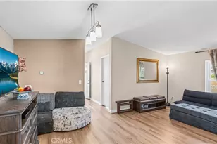 220 Camino Corto, Vista, CA 92083 - Photo 4