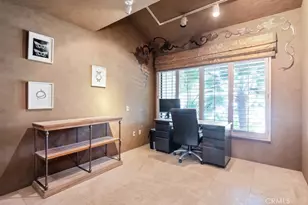 23428 Continental Way, Canyon Lake, CA 92587 - Photo 10