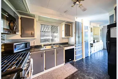 5001 W Florida #453, Hemet, CA 92545 - Photo 18