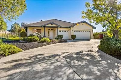 21971 Victorian Ln, Wildomar, CA 92595 - Photo 2