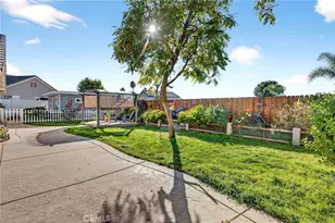 44511 Galicia, Hemet, CA 92544 - Photo 30