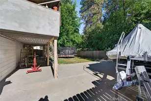 31351 Firwood Dr, Running Springs, CA 92382 - Photo 36