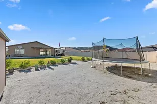 32476 Wild West Ct, Winchester, CA 92596 - Photo 26