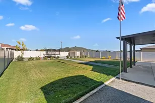 32476 Wild West Ct, Winchester, CA 92596 - Photo 24