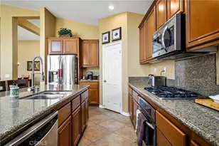 31677 Middlebrook Ln, Menifee, CA 92584 - Photo 16