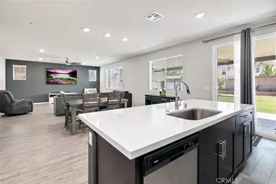 32942 Forgecroft Street, Menifee, CA 92584 - Photo 12