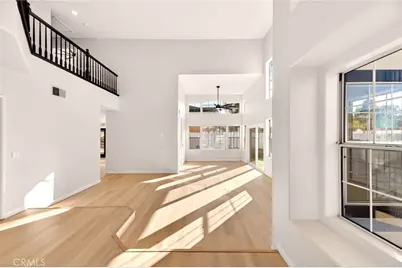 30409 Corte Santalina, Murrieta, CA 92563 - Photo 8