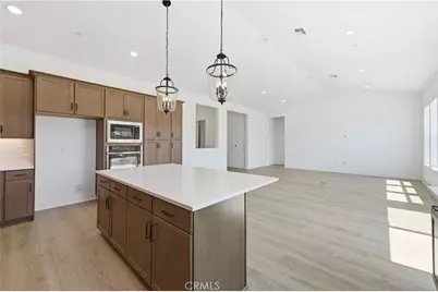 7158 Dohney Court, Hesperia, CA 92345 - Photo 4