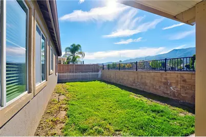 19845 Silverwood Drive, Lake Elsinore, CA 92530 - Photo 36