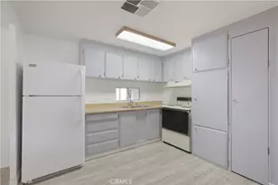 725 W Thornton, Hemet, CA 92543 - Photo 4