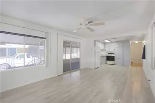 725 W Thornton, Hemet, CA 92543 - Photo 2