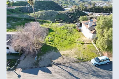 415 N Scrivener, Lake Elsinore, CA 92530 - Photo 6