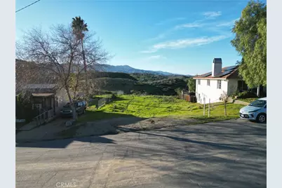 415 N Scrivener, Lake Elsinore, CA 92530 - Photo 4