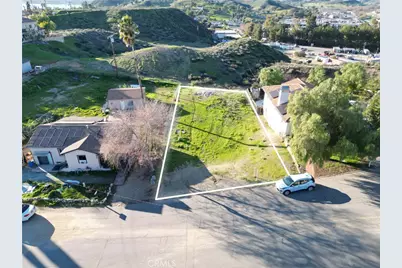 415 N Scrivener, Lake Elsinore, CA 92530 - Photo 2