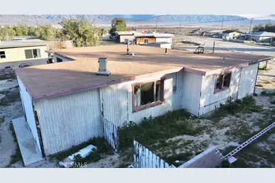 13807 Carson, Trona, CA 93562 - Photo 6