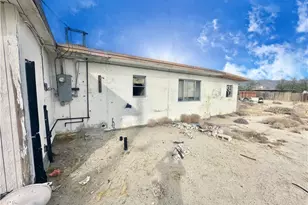 13807 Carson, Trona, CA 93562 - Photo 2