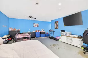 28568 Memory Ln, Winchester, CA 92596 - Photo 18