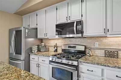 31656 Haute Court, Winchester, CA 92596 - Photo 12