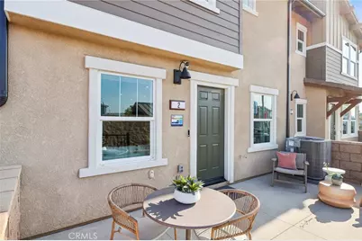 15513 April Dawn Way #4, Fontana, CA 92336 - Photo 2