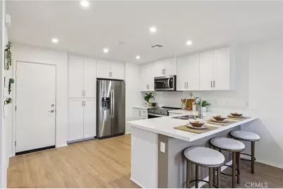 15513 April Dawn Way #4, Fontana, CA 92336 - Photo 10