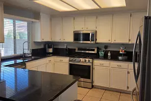 23926 Constantine, Murrieta, CA 92562 - Photo 10