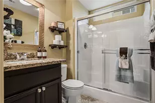 25094 Meridian Ct, Wildomar, CA 92595 - Photo 16