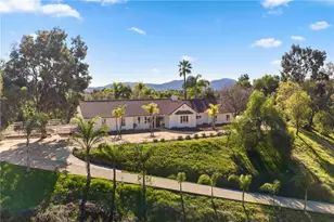 33905 Pauba, Temecula, CA 92592 - Photo 8