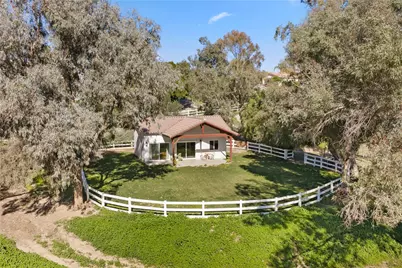 33905 Pauba, Temecula, CA 92592 - Photo 12